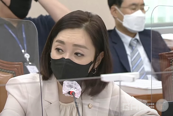 더불어민주당 유정주 비례대표 위원