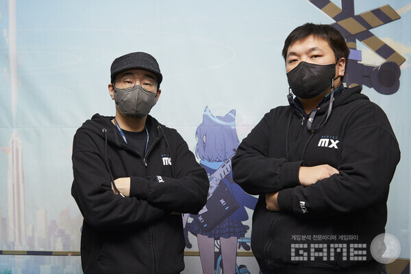 (왼쪽부터) 블루 아카이브 김용하 EPD, 차민서 PD