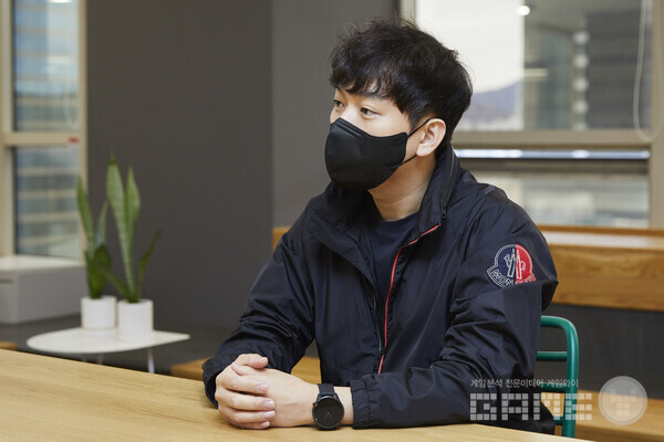 윤명진 총괄 디렉터, 사진 = 네오플 제공