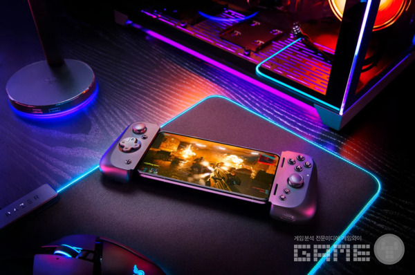 모바일 게이밍 컨트롤러 ‘키시 V2’, 사진=yankodesign.com