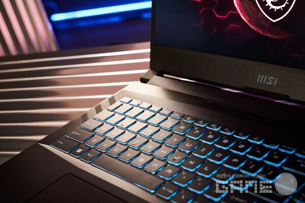 인텔 최상급 i9 프로세서 탑재 'Pulse GL76' 게이밍 노트북 출시, 사진=MSI