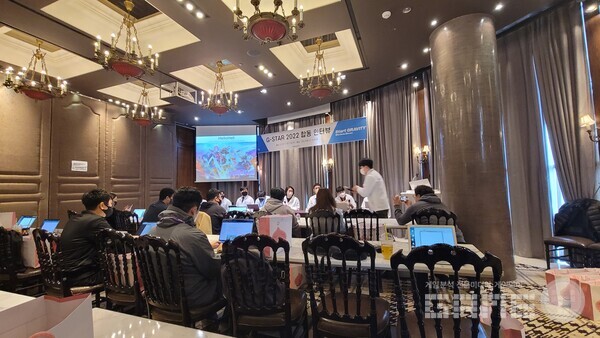 벡스코 인근에서 진행된 신작 인터뷰 /게임와이 촬영