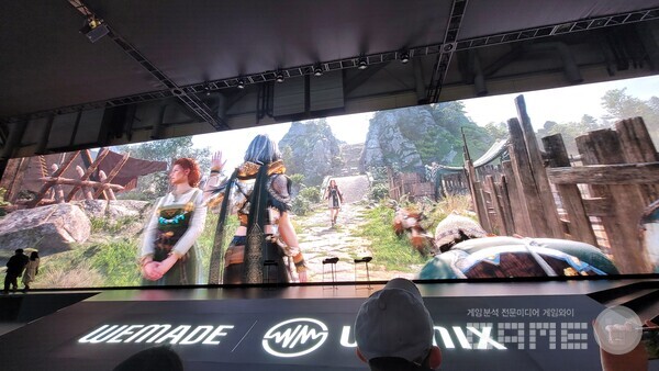 2022년 지스타 현장에서 공개된 레전드 오브 이미르 영상 /게임와이 촬영