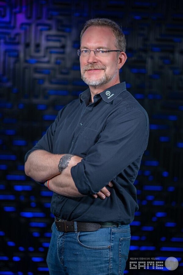 데브컴 매니징 디렉터인 스테판 라인하르트 