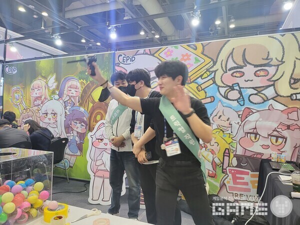 수상할 정도로 능력이 있던분은 사내에서 도라에몽과 같은 존재라고 / 게임와이 촬영