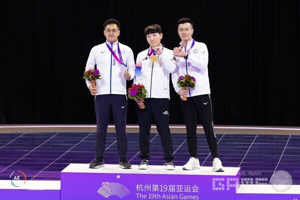 항저우 아시안게임 스트리트 파이터 V 김관우 금메달 /AESF