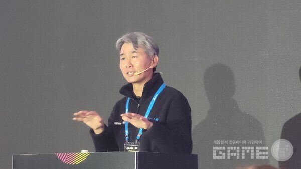 지스타에서 키노트 강연을 하는 장현국 대표 /게임와이 촬영