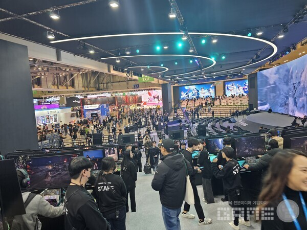 위메이드 부스 /게임와이 촬영