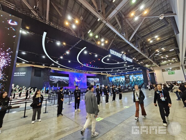 제1전시장 위메이드 부스 /게임와이 촬영