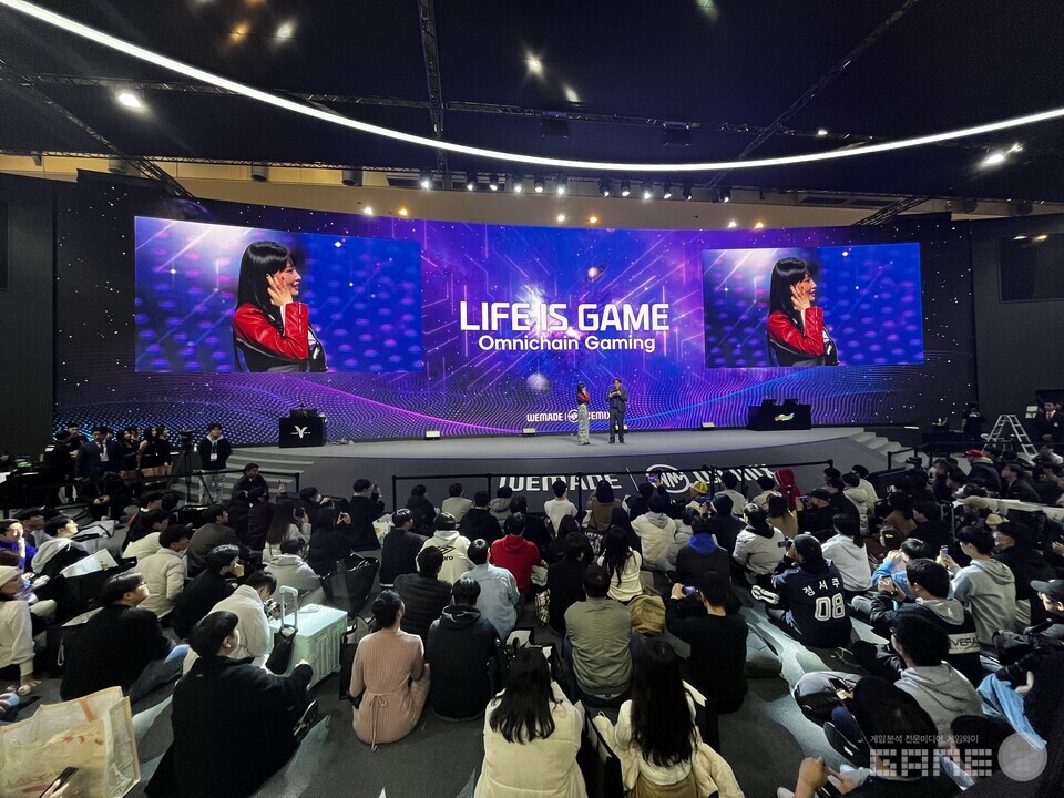 위메이드 가수 청하 특별공연 프로그램 현장 / 게임와이 촬영