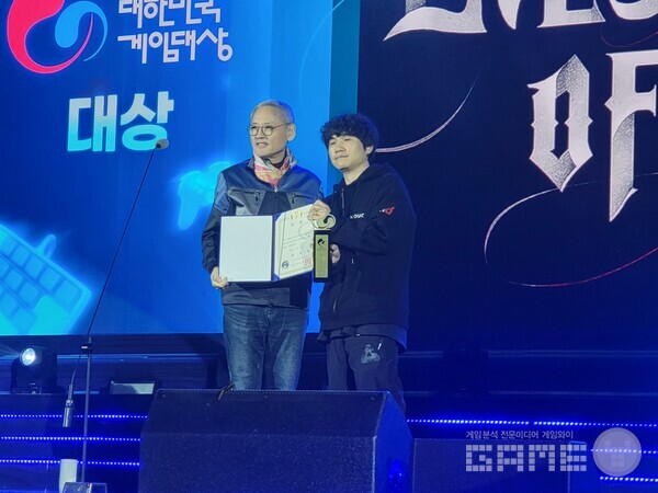 대상을 수상하며 6관왕을 달성한 P의 거짓 / 게임와이 촬영