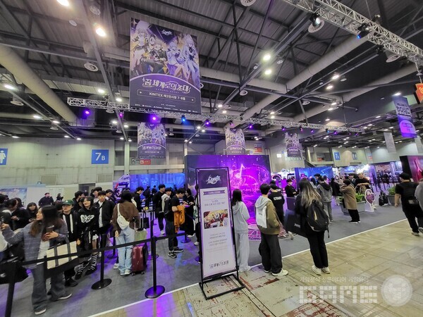 스타레일 부스의 경우 지속적으로 이용자들이 방문하는 모습을 볼 수 있었다 / 게임와이 촬영