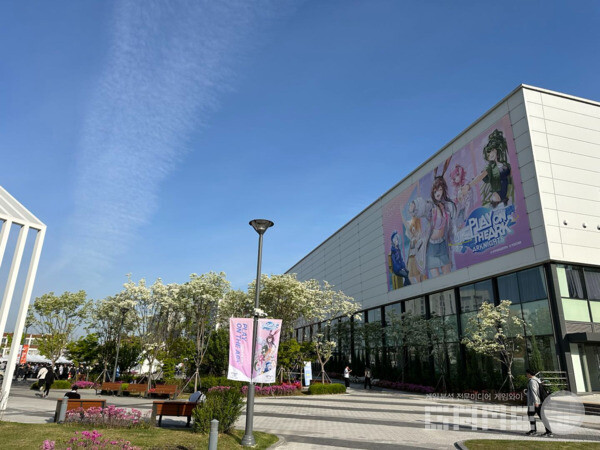 '명일방주'의 오프라인 팬 페스티벌 ‘명일방주 ONLY展: PLAY ON THE ARK’ /@ArknightsKorea