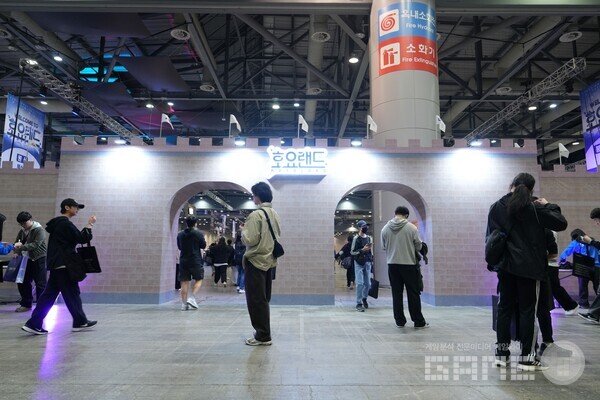 기나긴 대기를 끝내면 입장 시작! / 게임와이 촬영