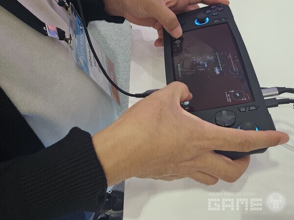 ROG 알리X로 들기는 몬길 /게임와이 촬영