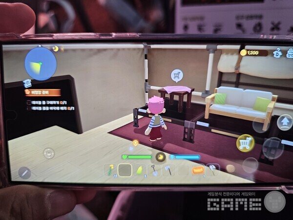 잡화점 상점에서 살 것을 둘러보자. 지스타 딩컴 모바일 /게임와이 촬영