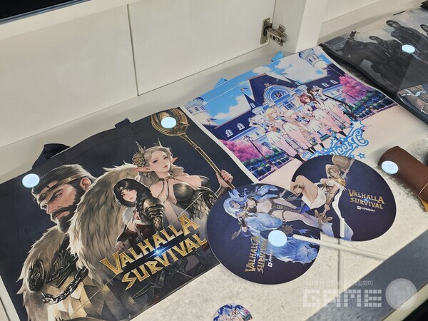 굿즈스토어도 선보였다. /게임와이 촬영