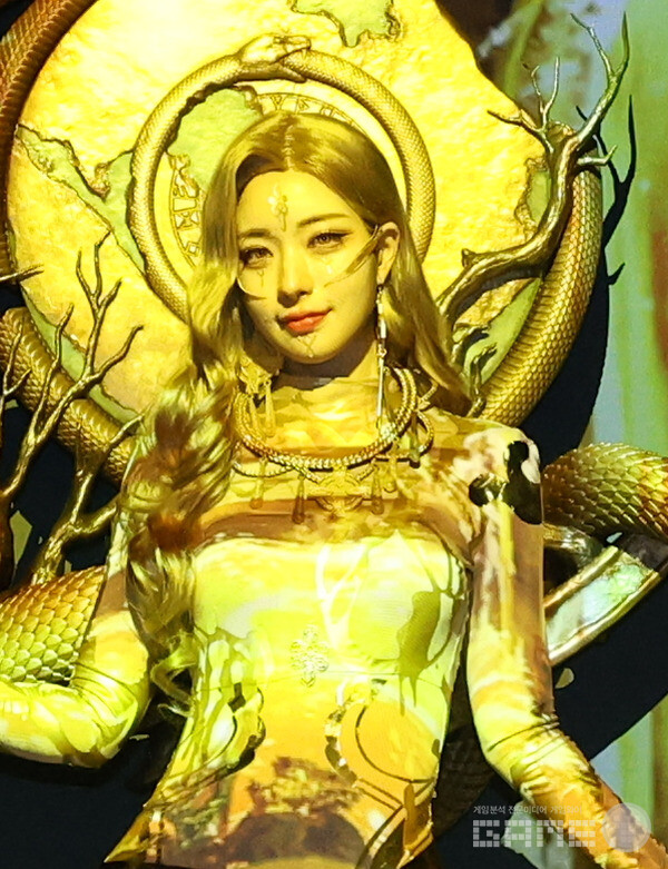 발할라 서바이벌 부스 코스어 /라이온하트스튜디오