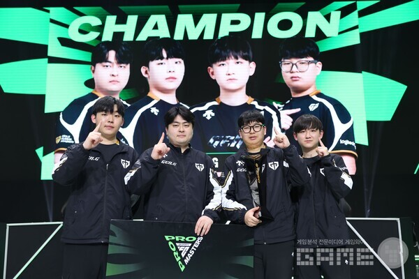 Gen.G 선수단 (왼쪽부터 권창환, 박세영, 황세종, 고원재) / 넥슨