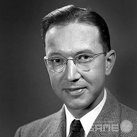 윌리엄 히긴보섬 / 브룩헤븐 연구소