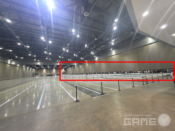 10시 입장인데 대기홀이 텅텅 비었다. 