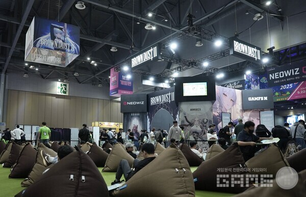 네오위즈가 '플레이엑스포 2025' 참가를 성황리에 마무리했다. 네오위즈는 나흘간 일산 킨텍스에서 자사 대표작을 전면에 내세운 오프라인 전시를 운영하며 총 1만 5천여 명의 관람객을 끌어모았다.