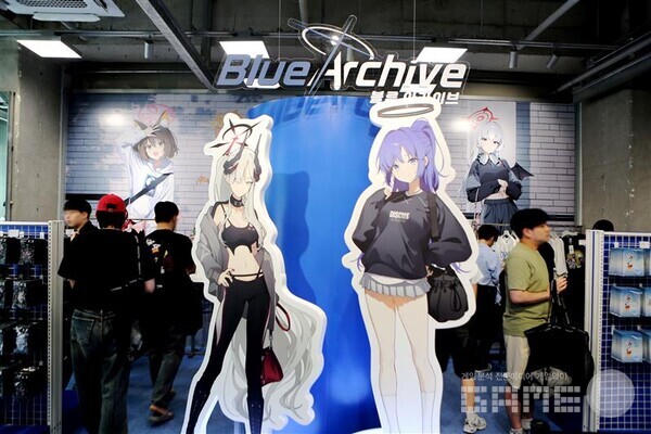 홍대 팝업스토어 내부