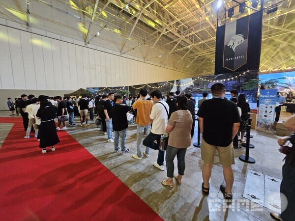 체험형 프로그램의 대기열. 스탬프를 찍으면 다양한 경품을 뽑을 수 있다 / 게임와이 촬영