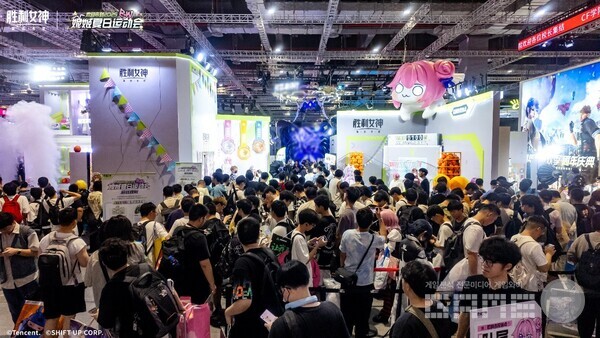 승리의 여신 니케, 빌리빌리 월드 2025 참가 /레벨 인피니트