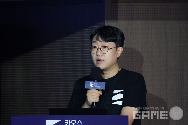 김형석 PD는 카제나의 특징으로 덱 빌딩 로그라이크 요소와 고퀄리티의 아트를 꼽았다 / 스마일게이트 제공 