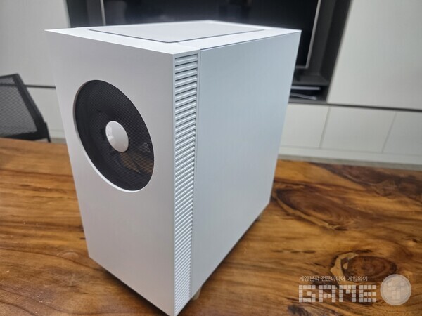 한미마이크로닉스 WIZMAX 우퍼 딥톤 케이스 /게임와이 촬영