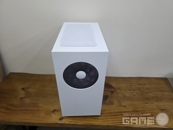 한미마이크로닉스 WIZMAX 우퍼 딥톤 케이스 /게임와이 촬영