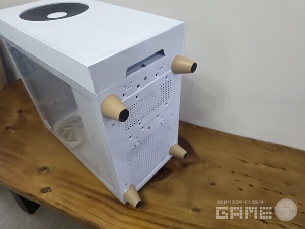 한미마이크로닉스 WIZMAX 우퍼 딥톤 케이스 /게임와이 촬영