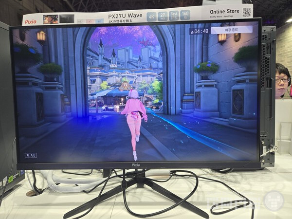 스마일게이트 부스 '미래시' 시연 현장 / 게임와이 촬영