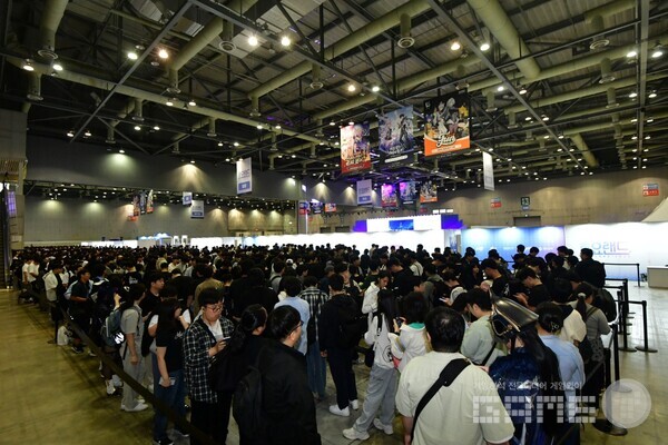 호요랜드 2025 3만 2천 명 방문 /호요버스