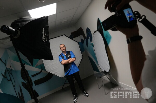  ‘SWC2025’ 월드 파이널 출전 선수 프로필 촬영 현장 1 (GUTSTHEBERSERK) /컴투스