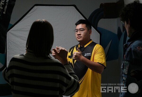 ‘SWC2025’ 월드 파이널 출전 선수 프로필 촬영 현장 3(KANGJING) /컴투스
