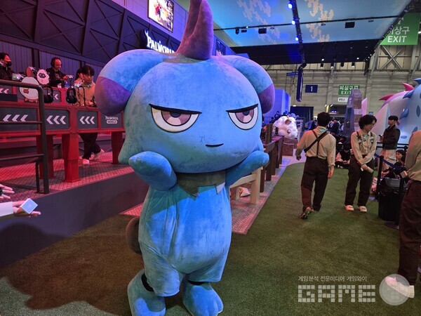 크래프톤 부스 팰월드 모바일 / 게임와이 촬영