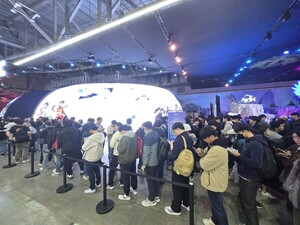 엔씨소프트 부스 대기 전경